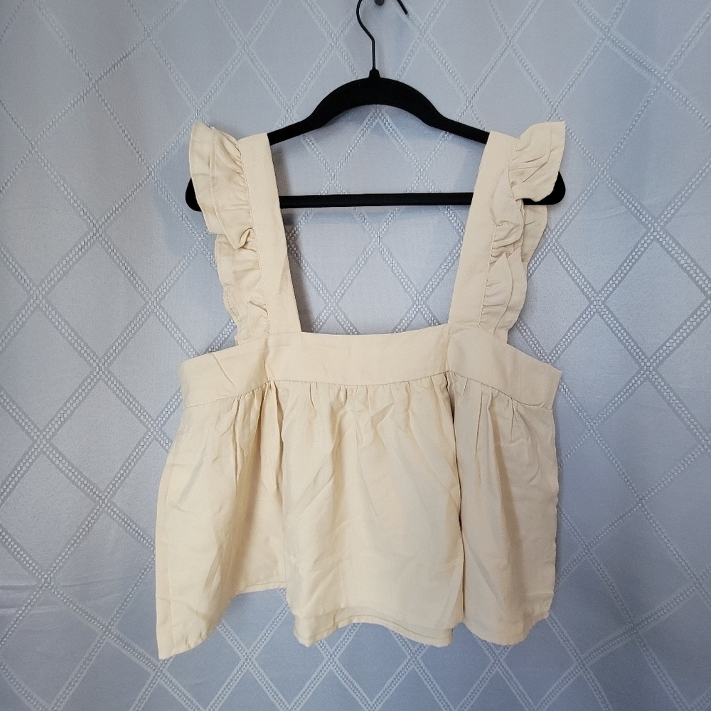 CREAM NWT BOG collective crop top